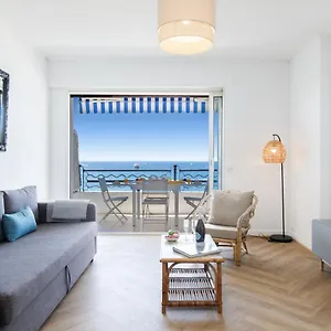 Palais Des Iles Yourhosthelper , Cannes France